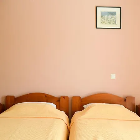 Eleanna Apartament