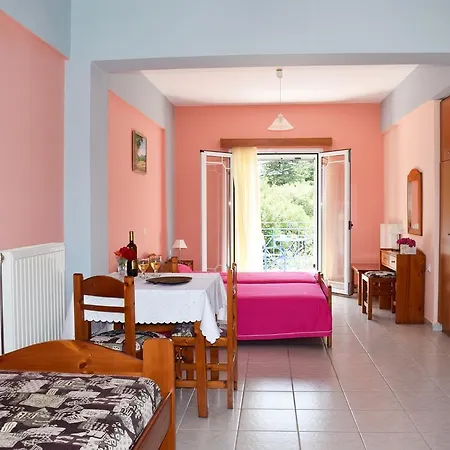 Apartment Eleanna Karavomylos